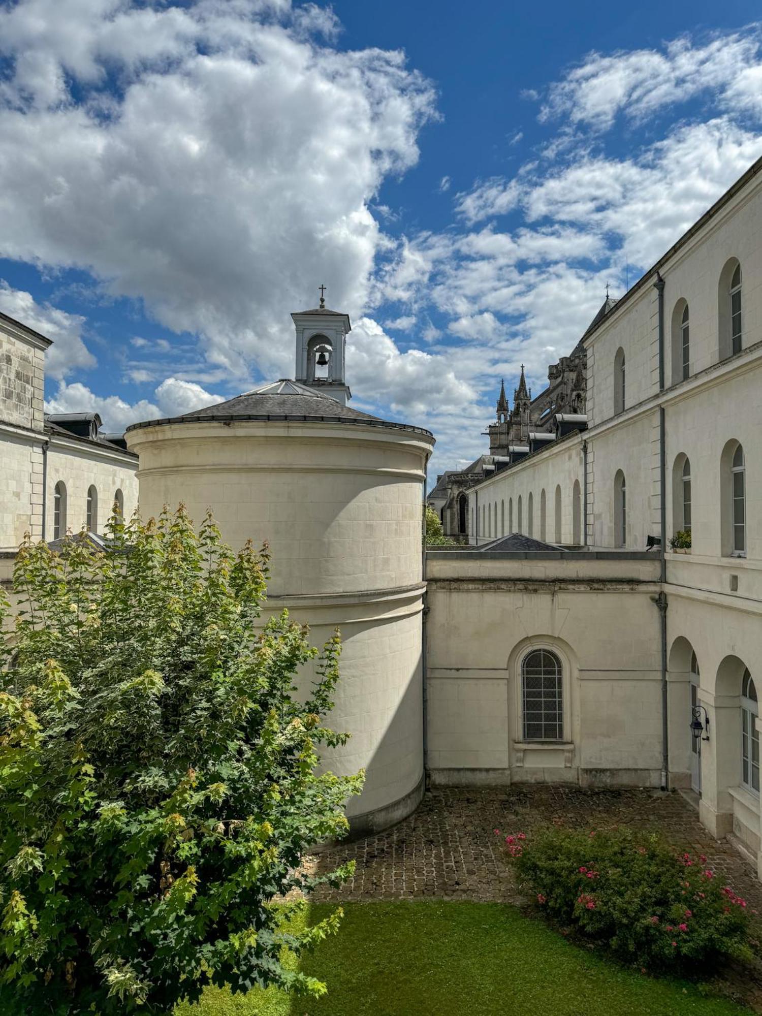 Hospice St Nicolas Труа Екстер'єр фото